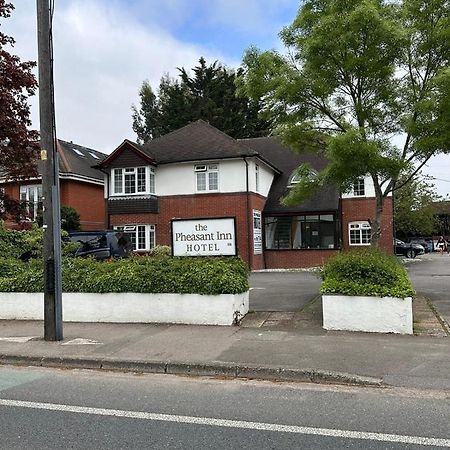 The Pheasant Hotel Wokingham Exterior foto